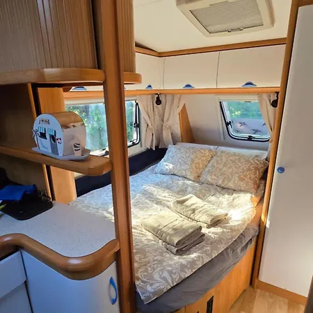 Camping Camperowe Swawole- 30 Min From Warsaw, Lake & Fun! Bielawa (Piaseczno)